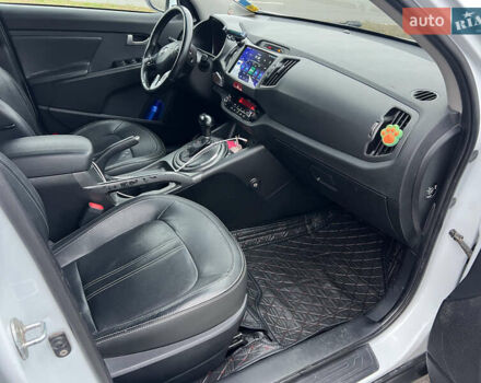 Белый Киа Sportage, объемом двигателя 2 л и пробегом 135 тыс. км за 12999 $, фото 21 на Automoto.ua