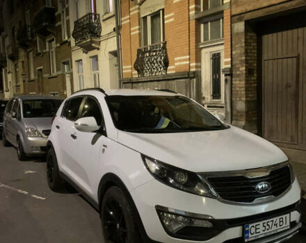 Білий Кіа Sportage, об'ємом двигуна 1.99 л та пробігом 165 тис. км за 14039 $, фото 10 на Automoto.ua