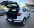 Кіа Sportage 2011 у Сумах на Automoto.ua Білий Кіа Sportage, об'ємом двигуна 1.7 л та пробігом 228 тис. км за 13700 $, фото 5 на Automoto.ua