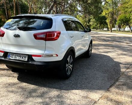 Білий Кіа Sportage, об'ємом двигуна 2 л та пробігом 183 тис. км за 12400 $, фото 1 на Automoto.ua