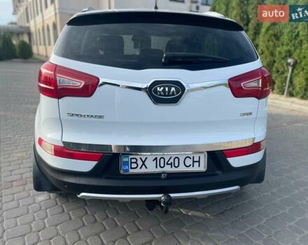 Білий Кіа Sportage, об'ємом двигуна 2 л та пробігом 215 тис. км за 13800 $, фото 7 на Automoto.ua