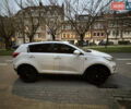 Білий Кіа Sportage, об'ємом двигуна 1.99 л та пробігом 165 тис. км за 14039 $, фото 5 на Automoto.ua