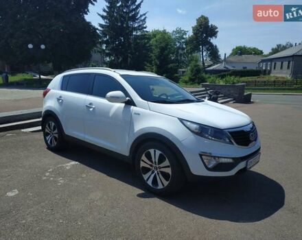 Білий Кіа Sportage, об'ємом двигуна 2 л та пробігом 183 тис. км за 12900 $, фото 9 на Automoto.ua