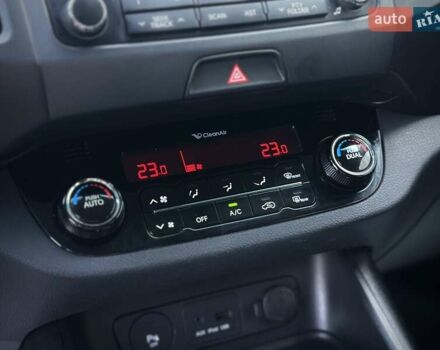 Кіа Sportage 2011 у Сумах на Automoto.ua Білий Кіа Sportage, об'ємом двигуна 1.7 л та пробігом 228 тис. км за 13700 $, фото 101 на Automoto.ua