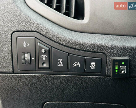 Белый Киа Sportage, объемом двигателя 2 л и пробегом 225 тыс. км за 12400 $, фото 35 на Automoto.ua