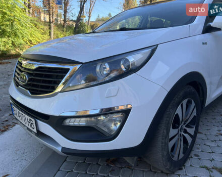 Белый Киа Sportage, объемом двигателя 2 л и пробегом 290 тыс. км за 12999 $, фото 19 на Automoto.ua