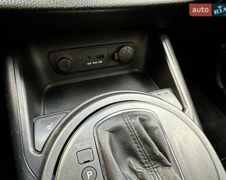 Білий Кіа Sportage, об'ємом двигуна 2 л та пробігом 165 тис. км за 13999 $, фото 18 на Automoto.ua