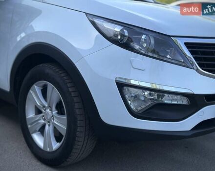 Кіа Sportage 2011 у Сумах на Automoto.ua Білий Кіа Sportage, об'ємом двигуна 1.7 л та пробігом 228 тис. км за 13700 $, фото 46 на Automoto.ua
