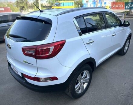 Кіа Sportage 2011 у Сумах на Automoto.ua Білий Кіа Sportage, об'ємом двигуна 1.7 л та пробігом 228 тис. км за 13700 $, фото 33 на Automoto.ua