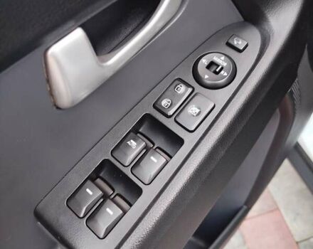 Белый Киа Sportage, объемом двигателя 1.58 л и пробегом 224 тыс. км за 11300 $, фото 17 на Automoto.ua