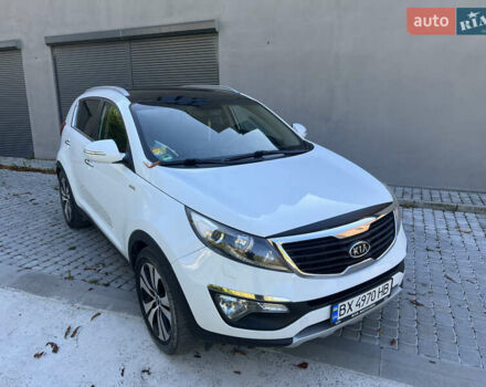 Белый Киа Sportage, объемом двигателя 2 л и пробегом 290 тыс. км за 12999 $, фото 2 на Automoto.ua