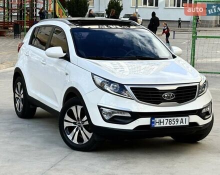 Білий Кіа Sportage, об'ємом двигуна 2 л та пробігом 165 тис. км за 13999 $, фото 2 на Automoto.ua