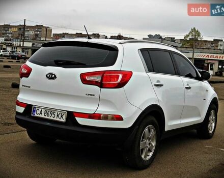 Белый Киа Sportage, объемом двигателя 1.7 л и пробегом 173 тыс. км за 11700 $, фото 2 на Automoto.ua