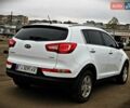 Белый Киа Sportage, объемом двигателя 1.7 л и пробегом 173 тыс. км за 11700 $, фото 2 на Automoto.ua