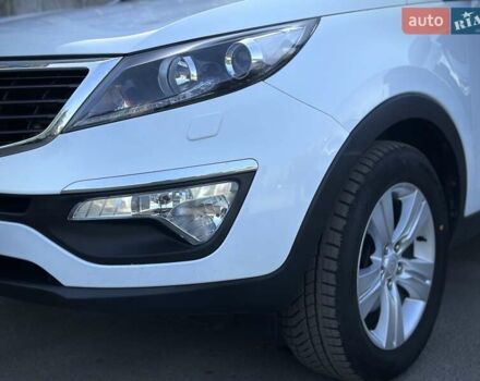 Кіа Sportage 2011 у Сумах на Automoto.ua Білий Кіа Sportage, об'ємом двигуна 1.7 л та пробігом 228 тис. км за 13700 $, фото 48 на Automoto.ua