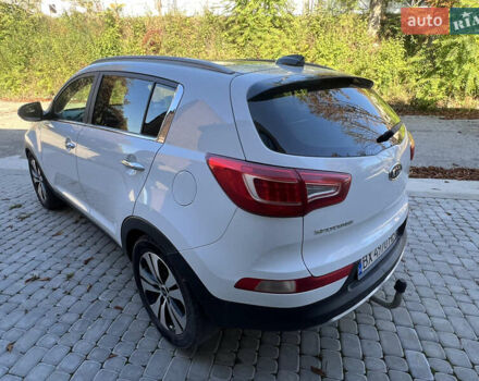 Белый Киа Sportage, объемом двигателя 2 л и пробегом 290 тыс. км за 12999 $, фото 13 на Automoto.ua
