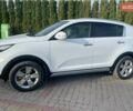 Білий Кіа Sportage, об'ємом двигуна 2 л та пробігом 215 тис. км за 13800 $, фото 3 на Automoto.ua