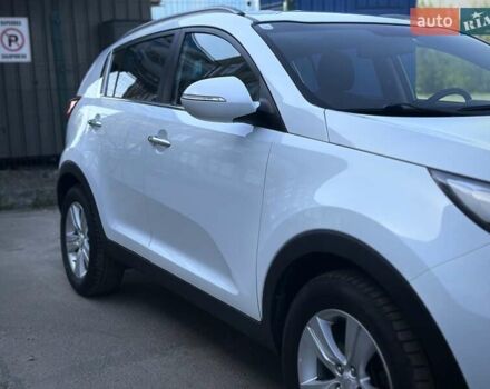 Кіа Sportage 2011 у Сумах на Automoto.ua Білий Кіа Sportage, об'ємом двигуна 1.7 л та пробігом 228 тис. км за 13700 $, фото 44 на Automoto.ua