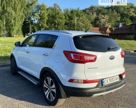 Белый Киа Sportage, объемом двигателя 2 л и пробегом 133 тыс. км за 13200 $, фото 5 на Automoto.ua