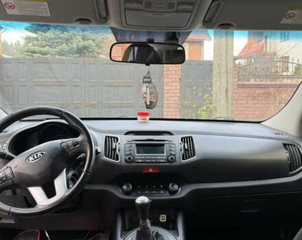 Белый Киа Sportage, объемом двигателя 2 л и пробегом 167 тыс. км за 12500 $, фото 10 на Automoto.ua