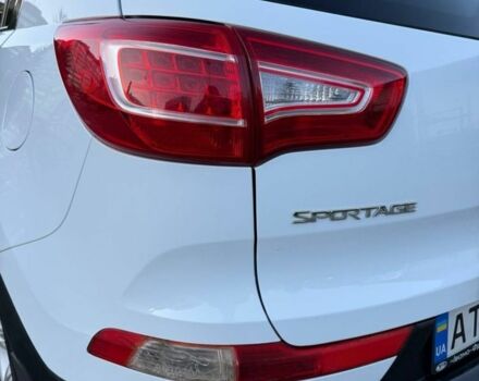 Белый Киа Sportage, объемом двигателя 2 л и пробегом 199 тыс. км за 11000 $, фото 11 на Automoto.ua