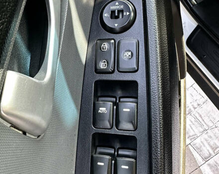 Білий Кіа Sportage, об'ємом двигуна 2 л та пробігом 258 тис. км за 13500 $, фото 13 на Automoto.ua