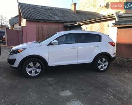 Белый Киа Sportage, объемом двигателя 2.36 л и пробегом 165 тыс. км за 11799 $, фото 1 на Automoto.ua