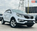 Белый Киа Sportage, объемом двигателя 2 л и пробегом 225 тыс. км за 12400 $, фото 2 на Automoto.ua