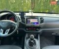 Білий Кіа Sportage, об'ємом двигуна 2 л та пробігом 215 тис. км за 13800 $, фото 15 на Automoto.ua