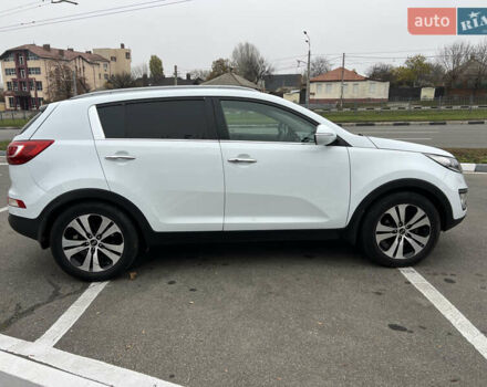 Белый Киа Sportage, объемом двигателя 2 л и пробегом 135 тыс. км за 12999 $, фото 9 на Automoto.ua