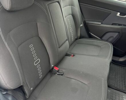 Белый Киа Sportage, объемом двигателя 2 л и пробегом 167 тыс. км за 12200 $, фото 5 на Automoto.ua