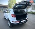 Кіа Sportage 2011 у Сумах на Automoto.ua Білий Кіа Sportage, об'ємом двигуна 1.7 л та пробігом 228 тис. км за 13700 $, фото 6 на Automoto.ua
