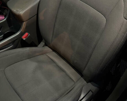 Білий Кіа Sportage, об'ємом двигуна 2.4 л та пробігом 265 тис. км за 10599 $, фото 19 на Automoto.ua