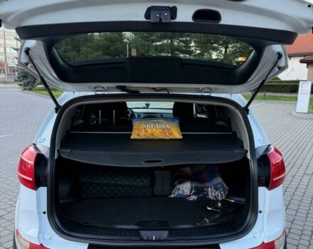 Белый Киа Sportage, объемом двигателя 2 л и пробегом 199 тыс. км за 11000 $, фото 6 на Automoto.ua