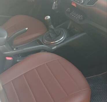 Белый Киа Sportage, объемом двигателя 2 л и пробегом 172 тыс. км за 9900 $, фото 3 на Automoto.ua