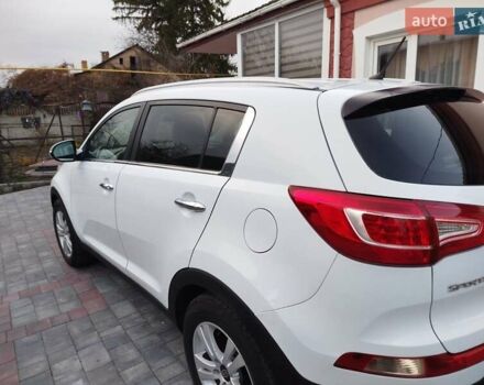Белый Киа Sportage, объемом двигателя 1.58 л и пробегом 224 тыс. км за 11300 $, фото 3 на Automoto.ua
