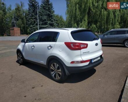 Білий Кіа Sportage, об'ємом двигуна 2 л та пробігом 183 тис. км за 12900 $, фото 7 на Automoto.ua