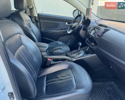 Белый Киа Sportage, объемом двигателя 2 л и пробегом 290 тыс. км за 12999 $, фото 34 на Automoto.ua