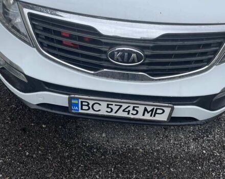 Білий Кіа Sportage, об'ємом двигуна 2 л та пробігом 195 тис. км за 12500 $, фото 1 на Automoto.ua