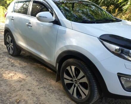 Белый Киа Sportage, объемом двигателя 1.69 л и пробегом 255 тыс. км за 12100 $, фото 13 на Automoto.ua