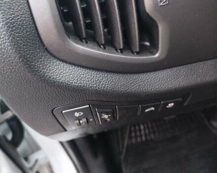 Белый Киа Sportage, объемом двигателя 1.58 л и пробегом 224 тыс. км за 11300 $, фото 14 на Automoto.ua