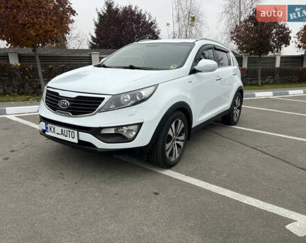 Белый Киа Sportage, объемом двигателя 2 л и пробегом 135 тыс. км за 12999 $, фото 4 на Automoto.ua