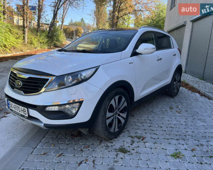 Белый Киа Sportage, объемом двигателя 2 л и пробегом 280 тыс. км за 13450 $, фото 10 на Automoto.ua