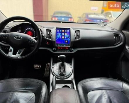 Белый Киа Sportage, объемом двигателя 2 л и пробегом 280 тыс. км за 10900 $, фото 6 на Automoto.ua