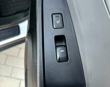 Білий Кіа Sportage, об'ємом двигуна 2 л та пробігом 258 тис. км за 13500 $, фото 14 на Automoto.ua