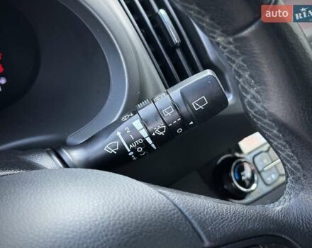 Кіа Sportage 2011 у Сумах на Automoto.ua Білий Кіа Sportage, об'ємом двигуна 1.7 л та пробігом 228 тис. км за 13700 $, фото 109 на Automoto.ua