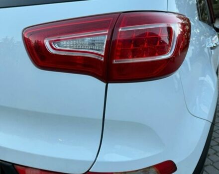 Белый Киа Sportage, объемом двигателя 2 л и пробегом 199 тыс. км за 11000 $, фото 12 на Automoto.ua