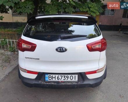 Білий Кіа Sportage, об'ємом двигуна 2 л та пробігом 125 тис. км за 14800 $, фото 1 на Automoto.ua
