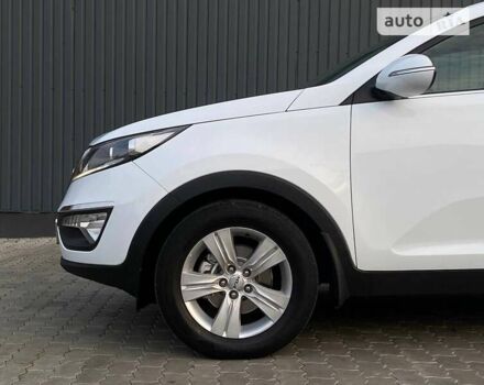 Белый Киа Sportage, объемом двигателя 1.69 л и пробегом 218 тыс. км за 13150 $, фото 22 на Automoto.ua