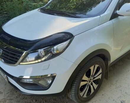 Белый Киа Sportage, объемом двигателя 1.69 л и пробегом 255 тыс. км за 12100 $, фото 7 на Automoto.ua